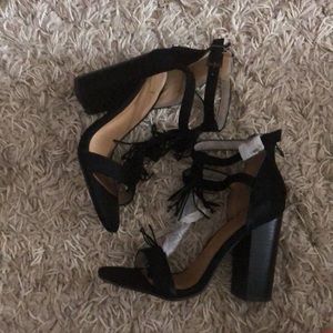 Heels  Versace 1969, new, black with fringe